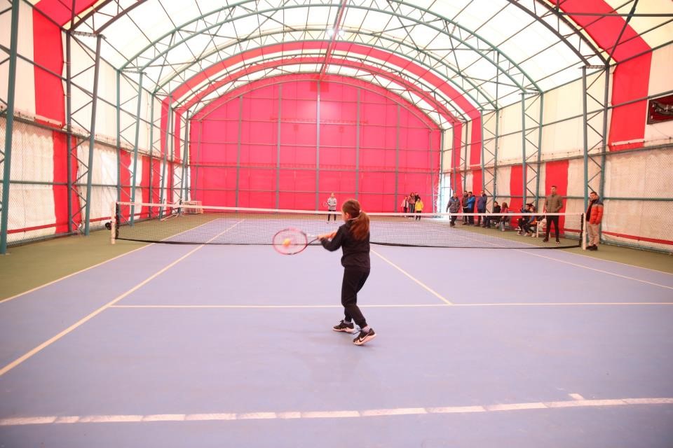 Merkezefendi’de tenis turnuvası başlıyor