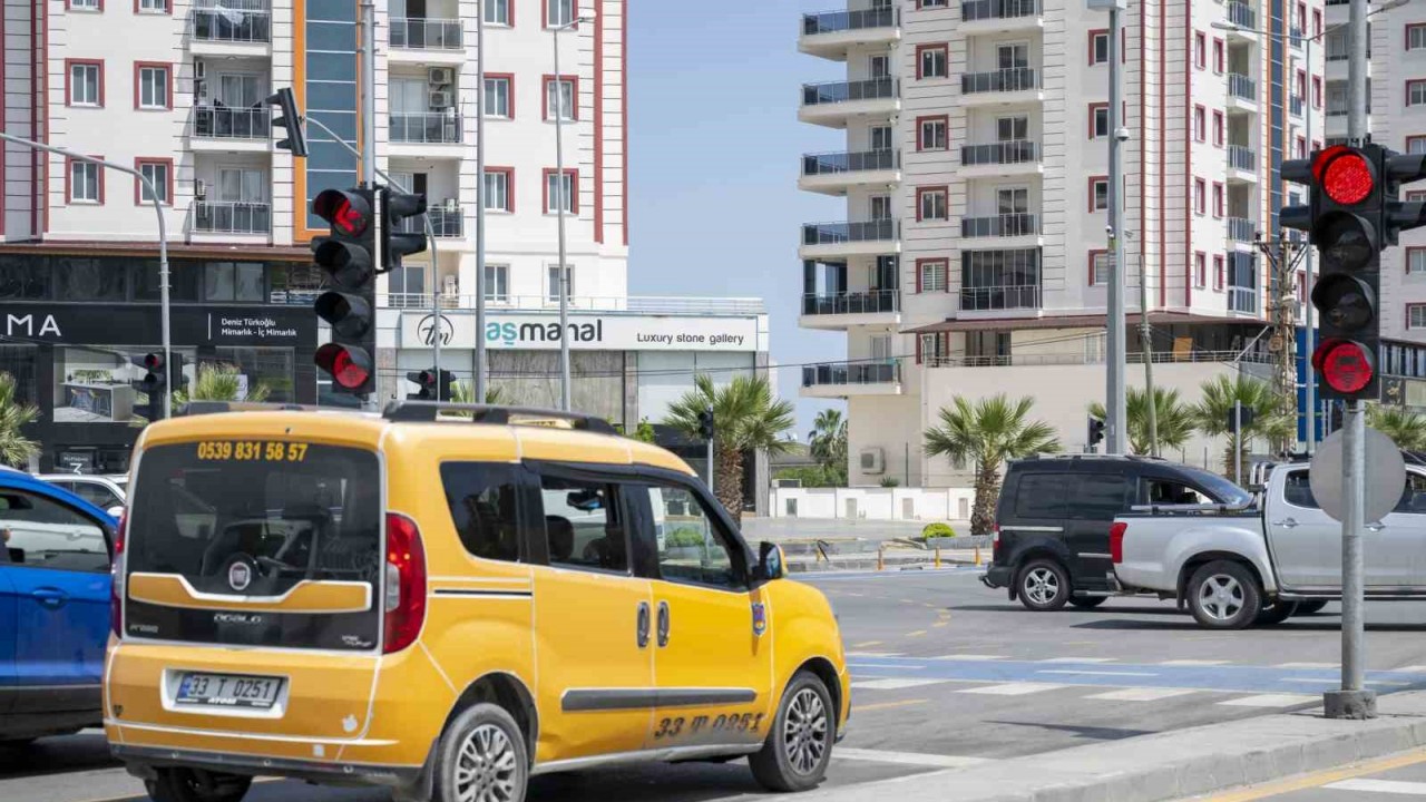 Mersin Büyükşehir Belediyesi ’Değişken Mesaj Sistemini’ hayata geçirdi