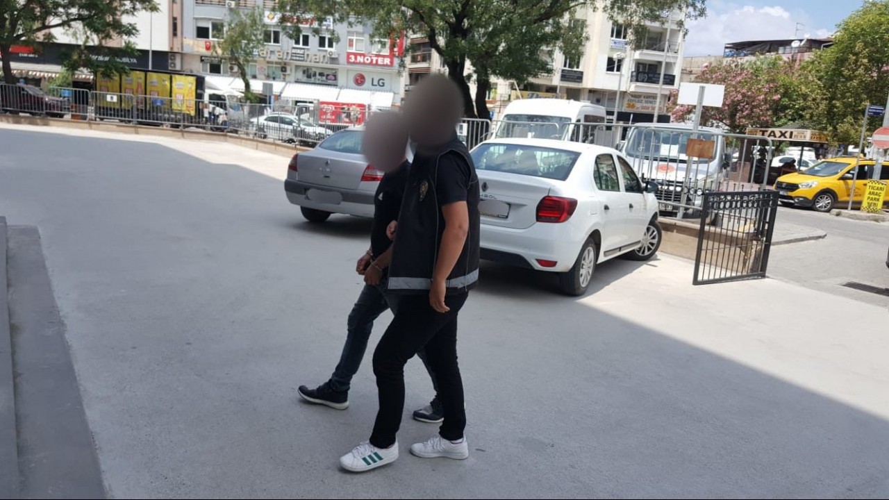 NARKO ekipleri, Kuşadası’na uyuşturucu girişine "Dur" dedi