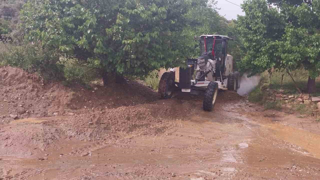 Nazilli Belediyesi yağışların ardından teyakkuza geçti