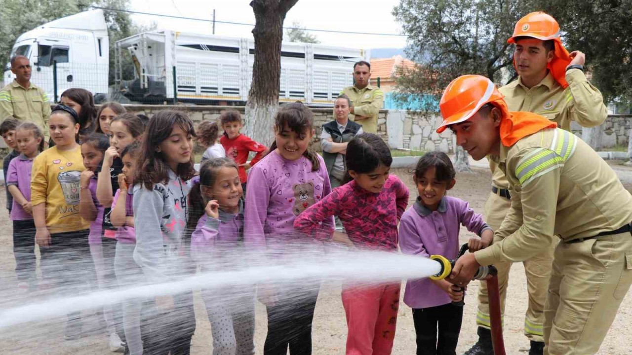 Ormancılardan okullarda yangın eğitimi