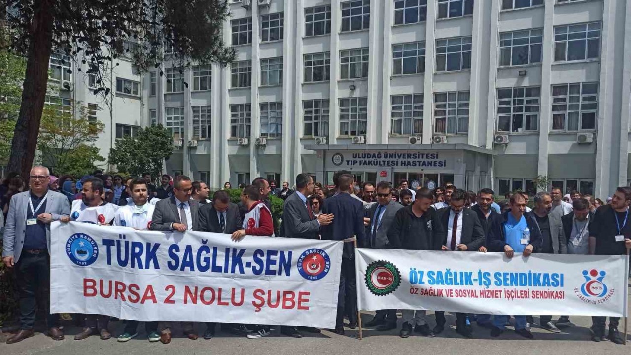 Sağlık çalışanları Profesör Biçer’e yapılan silahlı saldırıyı kınadı