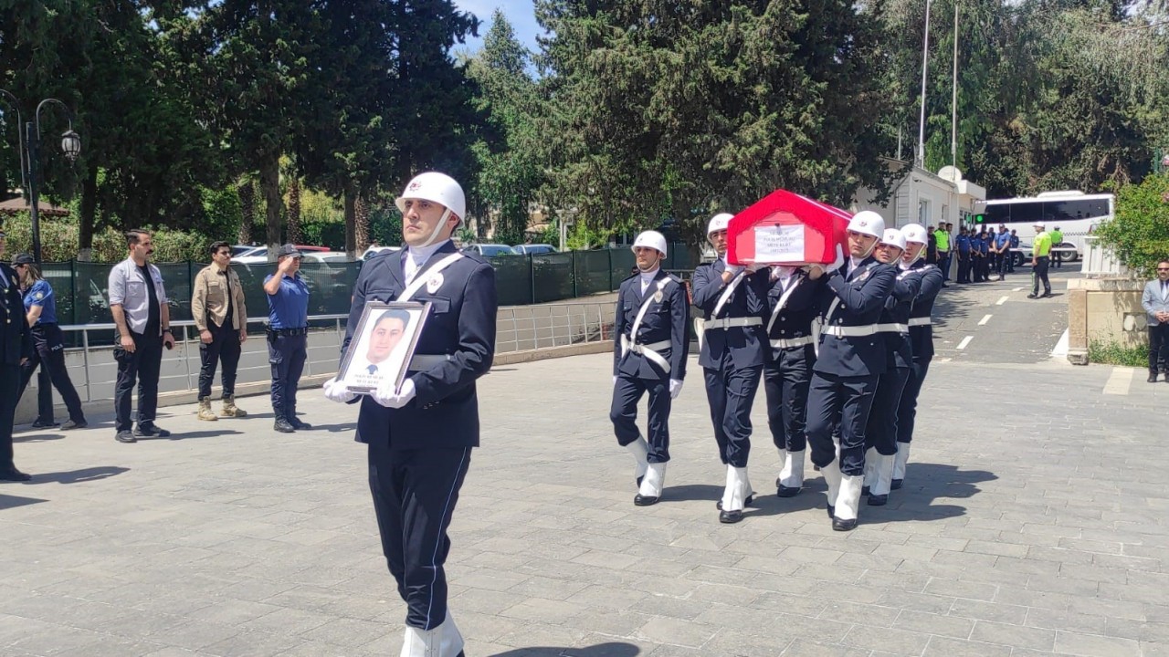 Şanlıurfa’da vefat eden polis memuru törenle memleketine uğurlandı