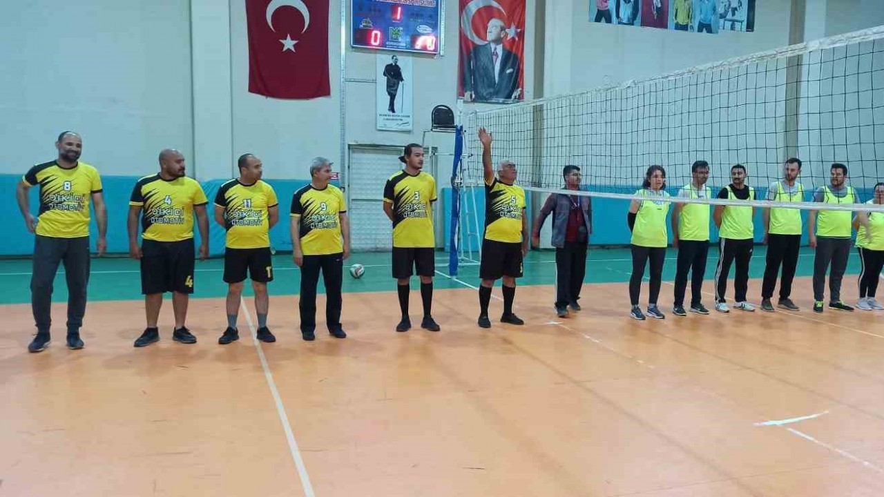 Sarıgöl’de voleybol heyecanı