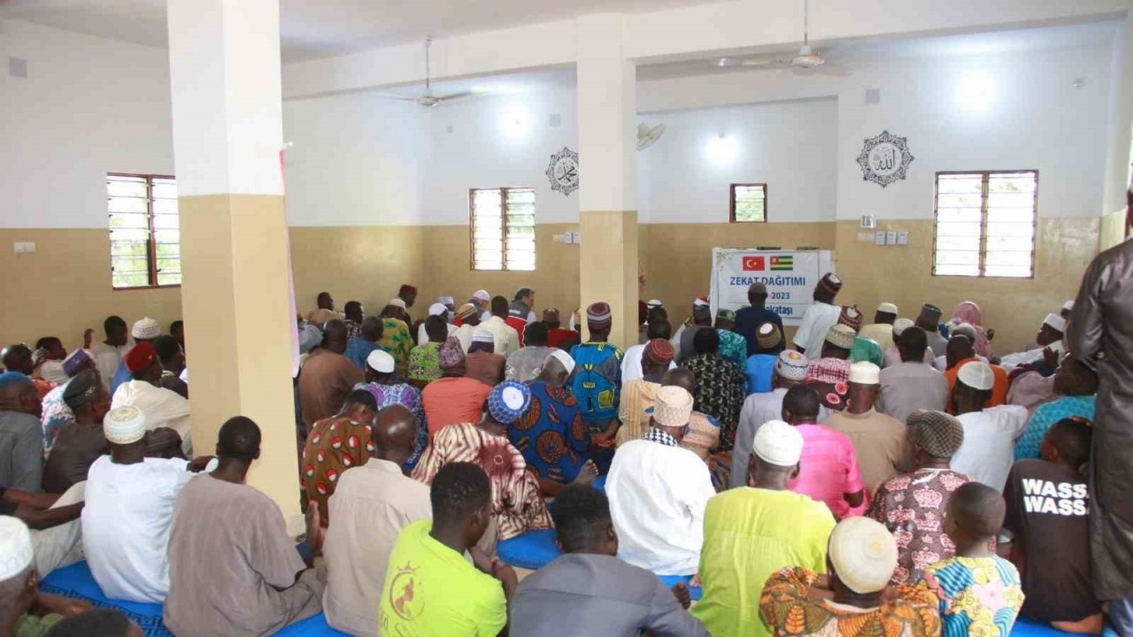 Türk hayırseverler Togo’da cami açılışı gerçekleştirdi