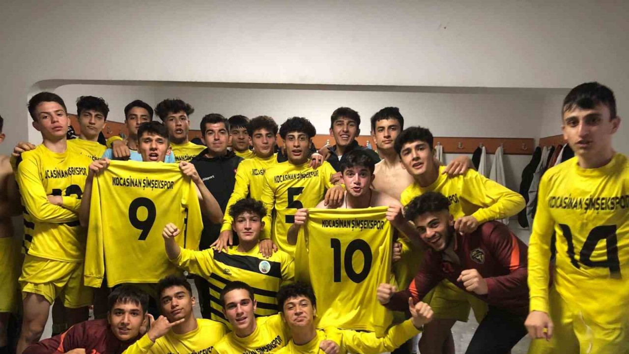 U-17 şampiyonu Kocasinan Şimşekspor