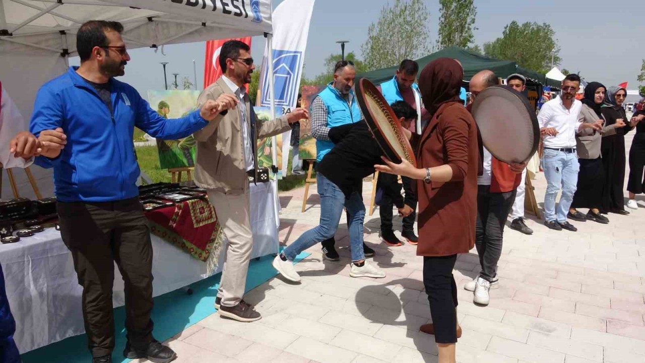 Van’da 19 Mayıs coşkusu