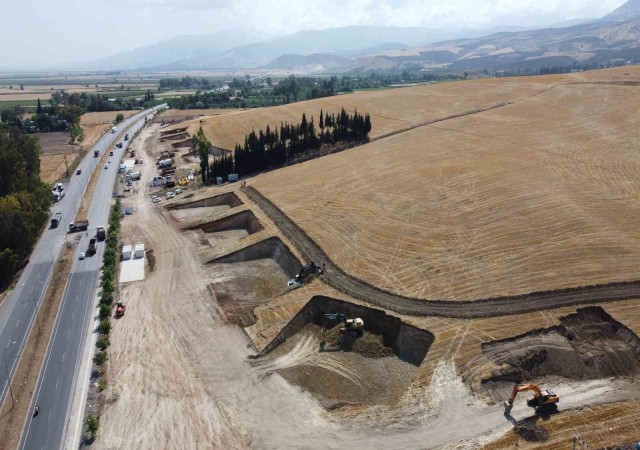 Hatay Kırıkhana kalıcı konutlar için ilk kazma vuruldu