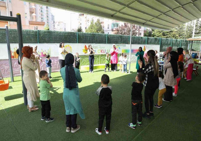 KAYMEKten çocuk bakım elemanı kursiyerlerine keyifli eğitim