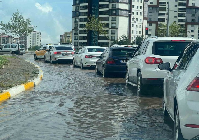 Meteorolojiden Diyarbakır ve Batman için gök gürültülü sağanak uyarısı