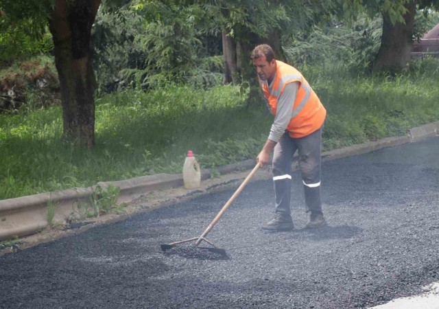 Şirintepenin yolları iyileştiriliyor