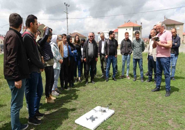 Yüksekovada zirai mücadelede dron dönemi