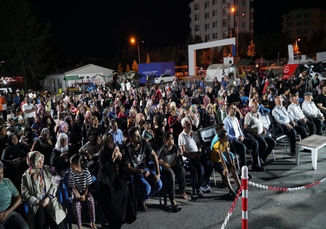 Adıyamanda deprem şehitleri anıldı