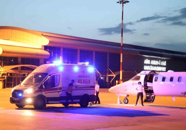 Ağrıda başından vurulan genç ambulans uçakla Ankaraya gönderildi