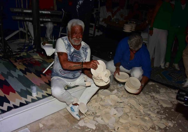 Aıasla Bodruma Yunan havası geldi