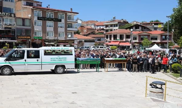 Amasya’da kazada yanarak ölen 3 kişi toprağa verildi