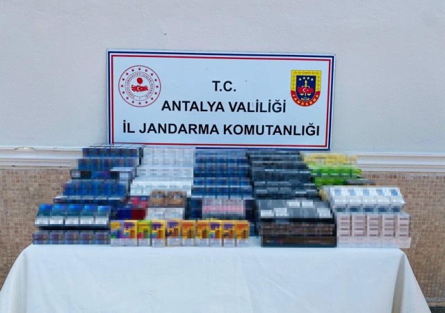 Antalyada jandarmadan kaçak sigara operasyonu