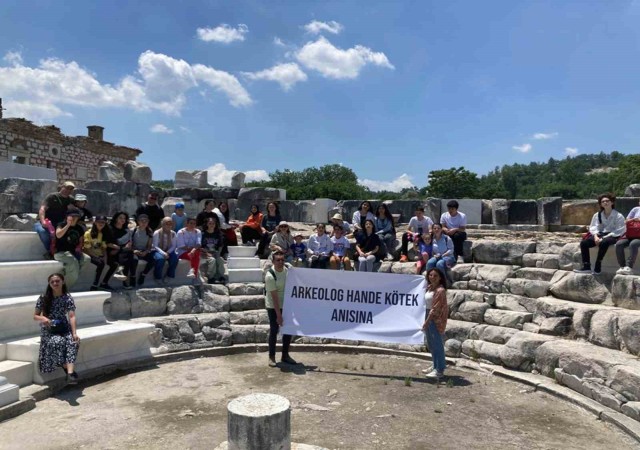 Arkeolog Hande Kötek özlemle anıldı