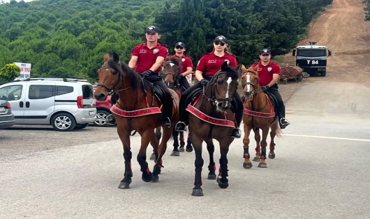 Aydos Ormanı’nda atlı polislerden denetim