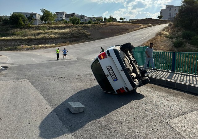 Aynı yolda bir haftada 3 araç takla attı