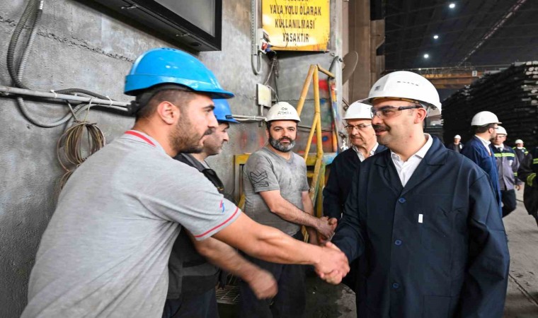 Bakan Kacırdan sanayi tesislerine bayram ziyareti