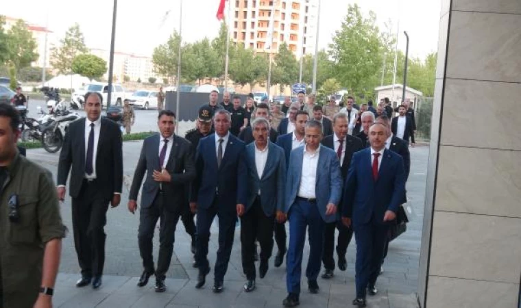 Bakan Yerlikaya: İslahiye’de 20 bin 184 konutun ihalesi yapıldı (2)