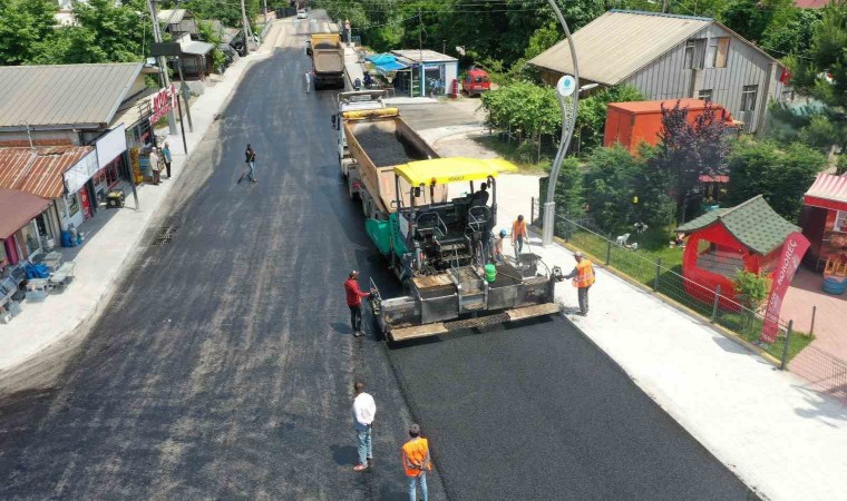 Başiskelenin tahrip olan yolları asfaltlanıyor