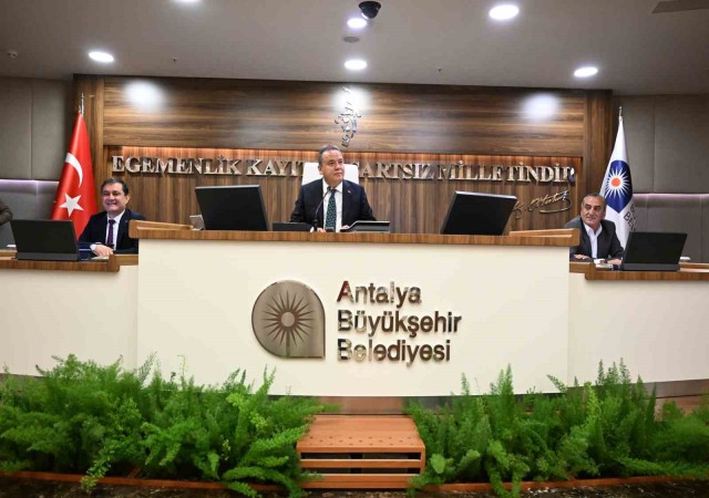 Başkan Böcek: “Belediyeler konaklama vergisinden pay almalı”