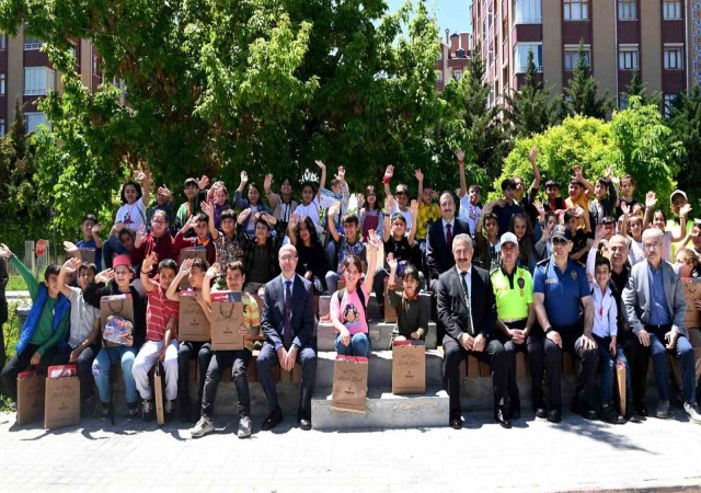 Başkan Pekyatırmacı Trafik Eğitim Parkında çocuklarla bir araya geldi