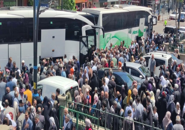 Bingölden kutsal topraklara gidecek ilk hac kafilesi uğurlandı