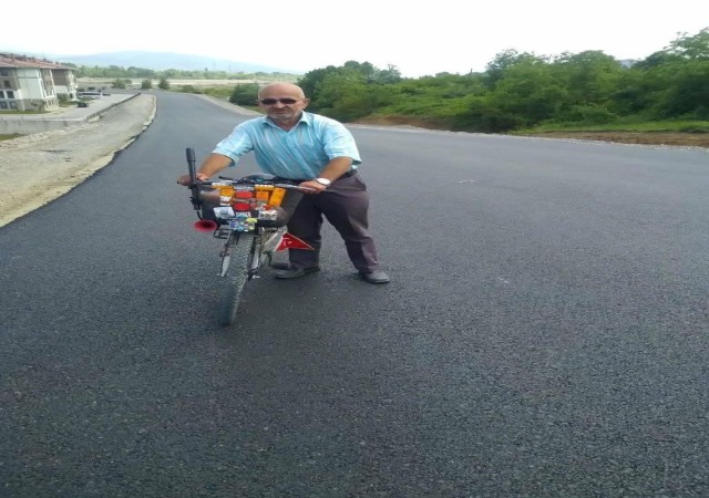 Bisikletiyle eve giderken kalp krizi geçirdi, hayatını kaybetti