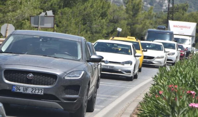 Bodrum’a 48 saatte 35 binden fazla araç giriş yaptı