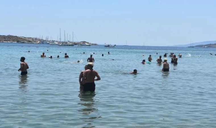 Bodrum’da plajlarda bayram yoğunluğu