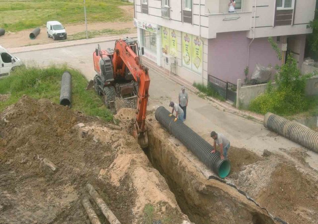 Bozüyükte alt yapı çalışmaları devam ediyor