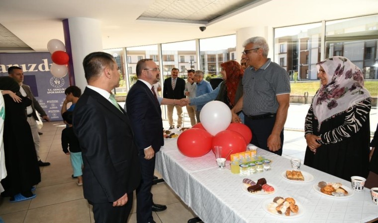 Çanakkalede depremzedelerle bayramlaşma töreni düzenlendi