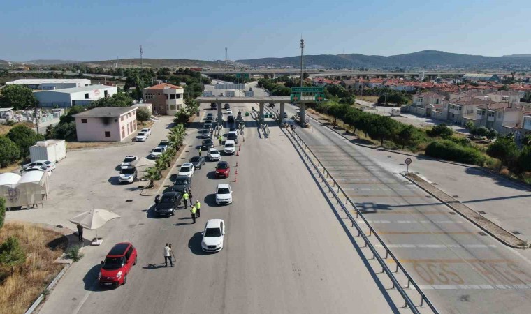 Çeşmede tatilci yoğunluğu başladı