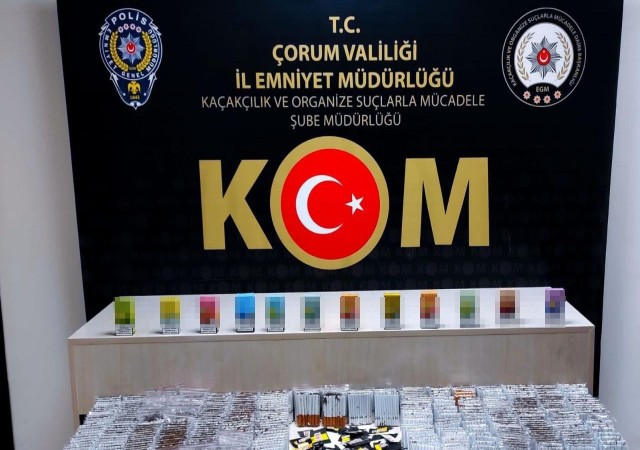 Çorum polisinden kaçak silah ve sigara operasyonu