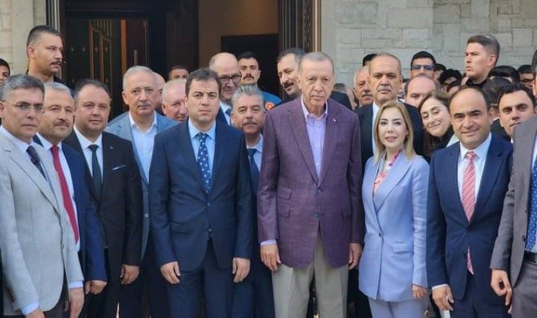 Cumhurbaşkanı Erdoğan bayram namazını Muğlada kıldı