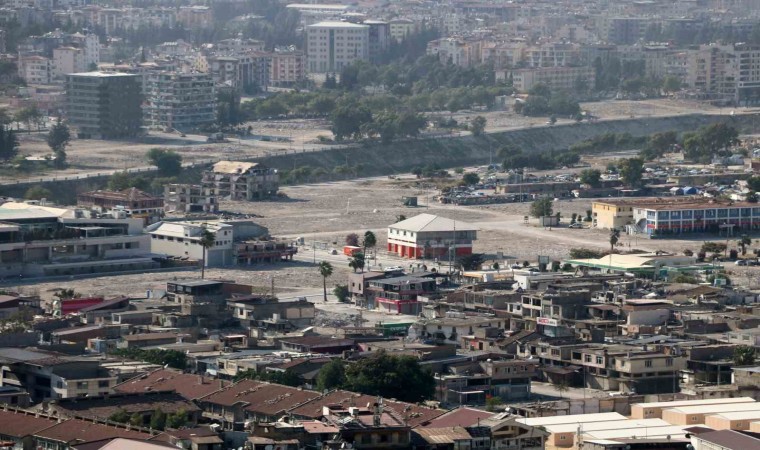 Depremin Hataydaki izleri gökyüzünden görüntülendi