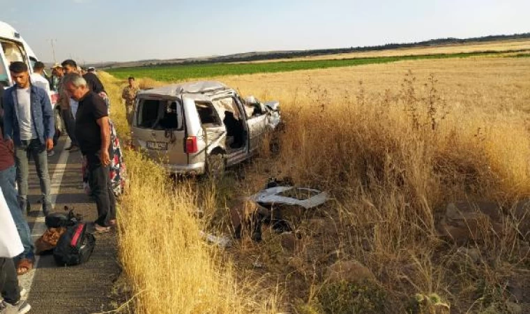 Diyarbakır’da hafif ticari araç takla attı: 1 ölü, 7 yaralı