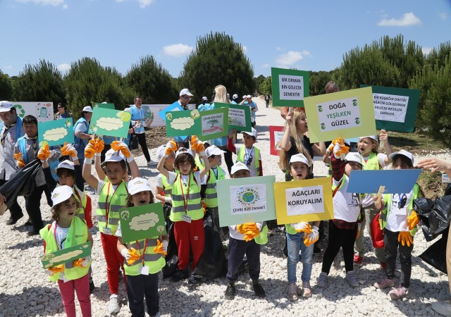 Dünya Çevre Gününde tonlarca atık toplandı