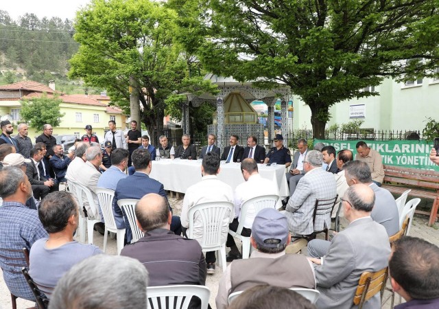 Emet Kayı köyünün ihtiyaç ve talepleri ele alındı