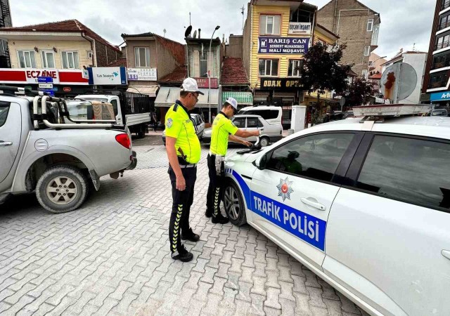 Emirdağda sürücülere yönelik polis denetimi