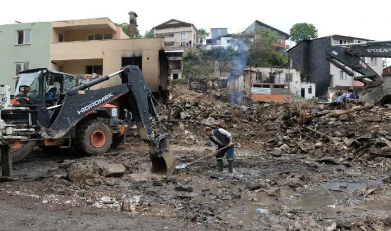 Erzurum’da mahalledeki yangında zarar görenlere 125 bin lira yardım