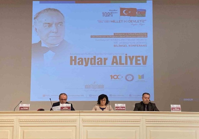 Gazi Üniversitesinde Türkiye - Azerbaycan ilişkileri masaya yatırıldı