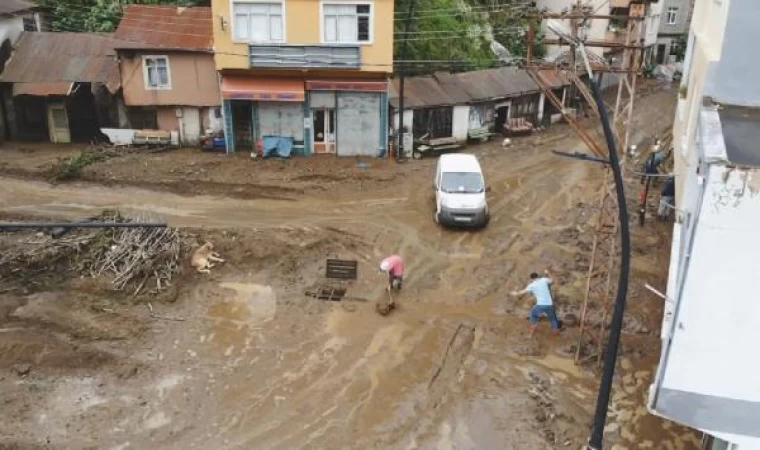 Giresun’da sağanak sele neden oldu; 1 kişi kayıp (2)