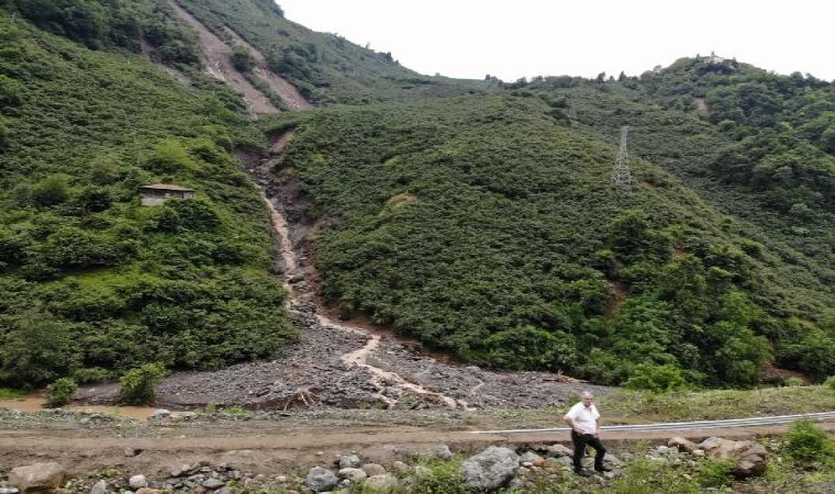 Giresun’da sağanak sele neden oldu; 1 kişi kayıp (3)