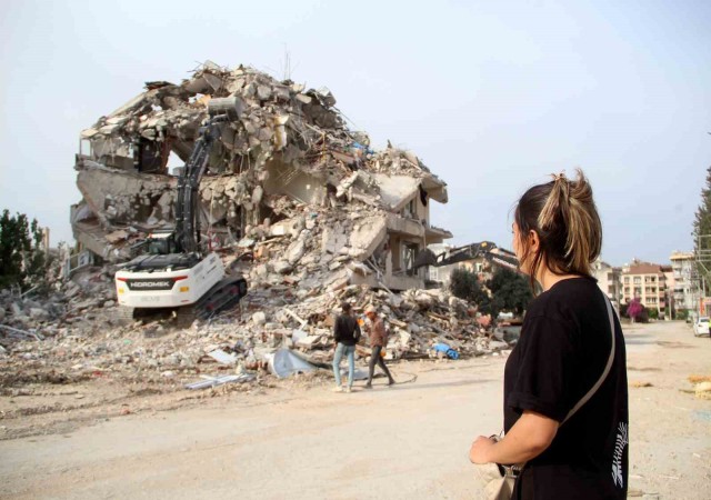 Hatayda emek emek düzenlediği eve son bakış