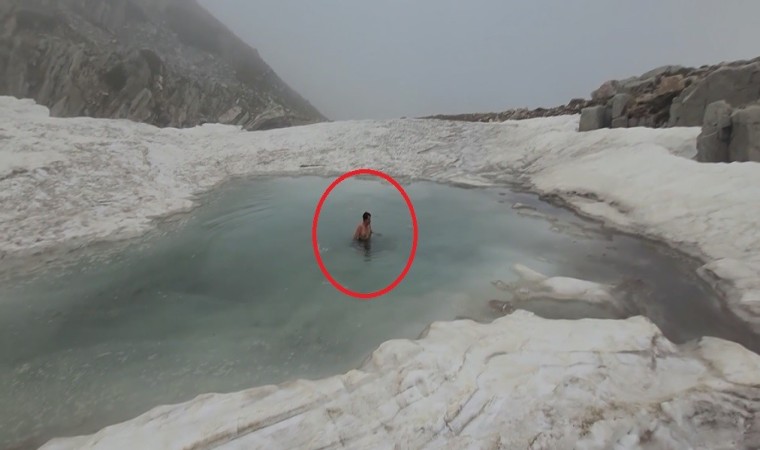 Haziran sonunda Uludağın buzlu göllerinde yüzüyor