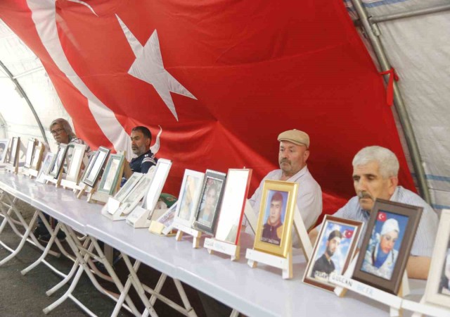 HDP ve PKK mağduru babalar Babalar Gününü buruk geçiriyor